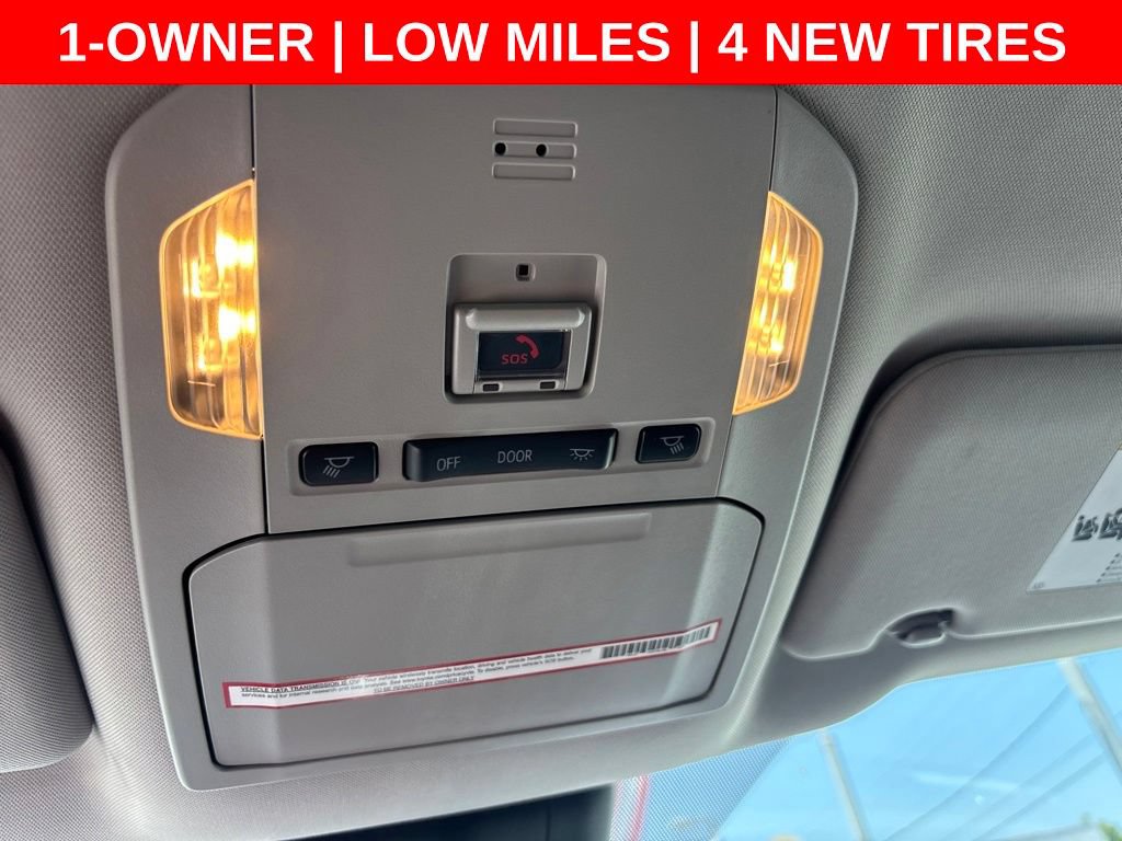 Used 2021 Toyota Highlander L FWD image 35