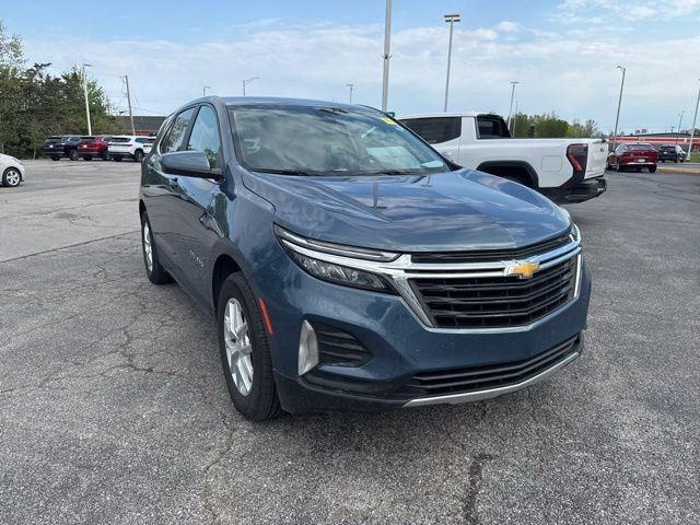 Used 2024 Chevrolet Equinox LT FWD image 2