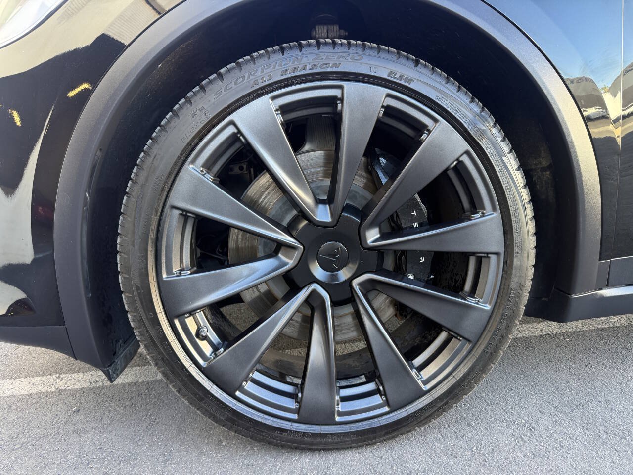Used 2023 Tesla Model X AWD/4WD image 38