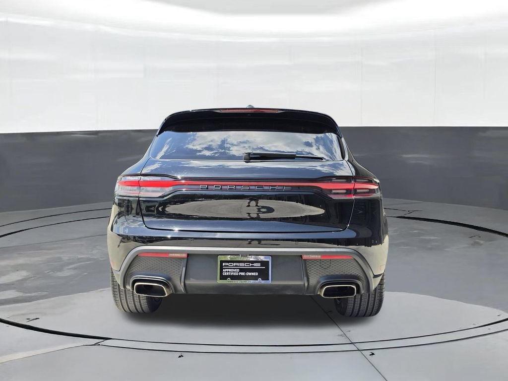 Certified 2023 Porsche Macan AWD/4WD image 9