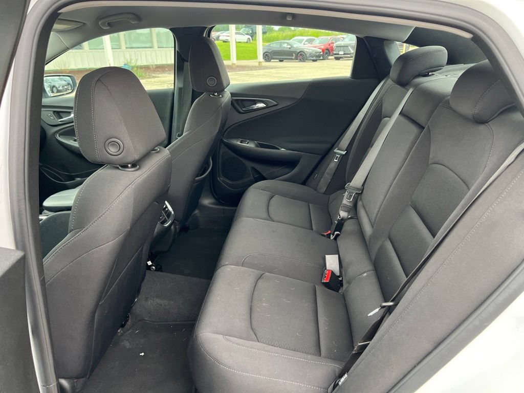 Used 2024 Chevrolet Malibu LT FWD image 32
