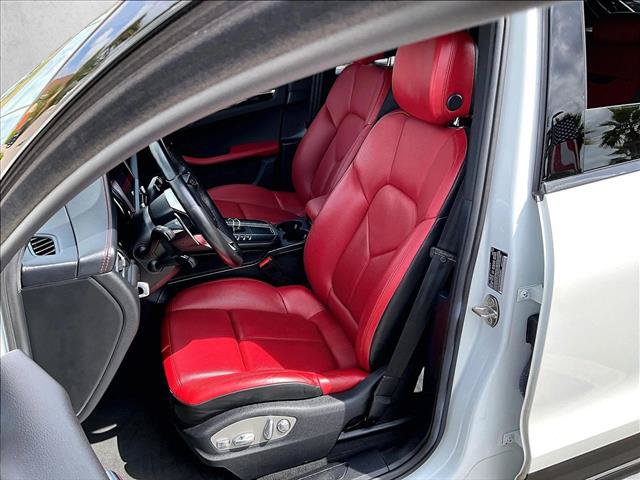Used 2021 Porsche Macan AWD/4WD image 24