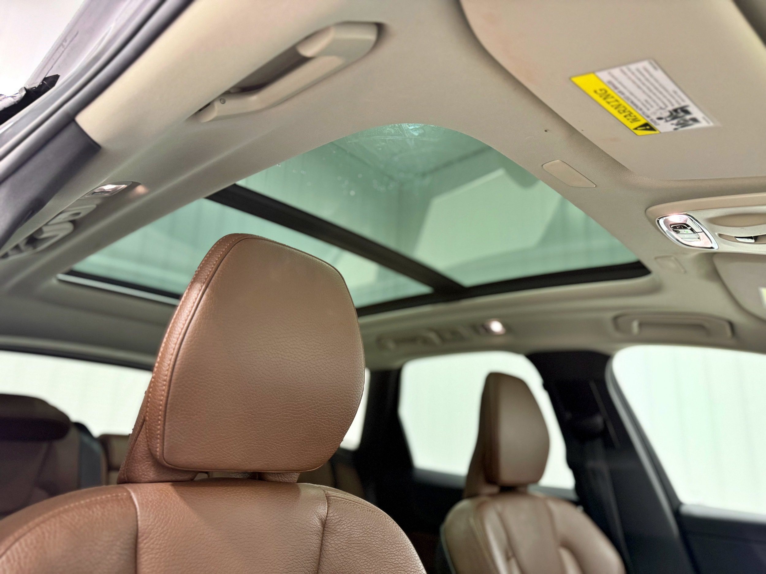 Used 2019 Volvo XC60 T6 Momentum w/ Premium Package AWD/4WD image 31