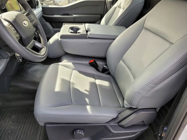 New 2026 Ford F250 XL w/ XL Chrome Package image 15