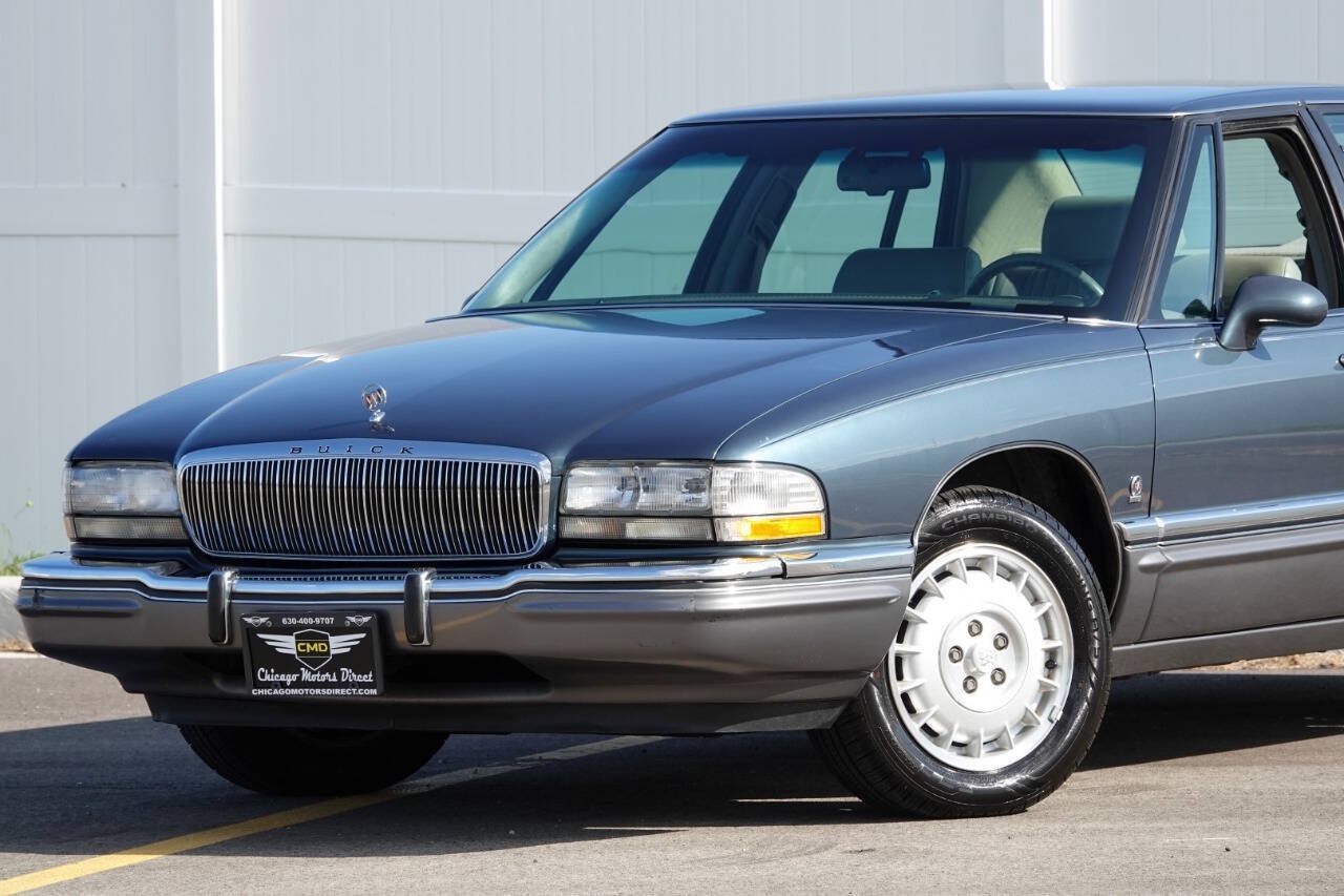 Used 1993 Buick Park Avenue Ultra FWD image 2