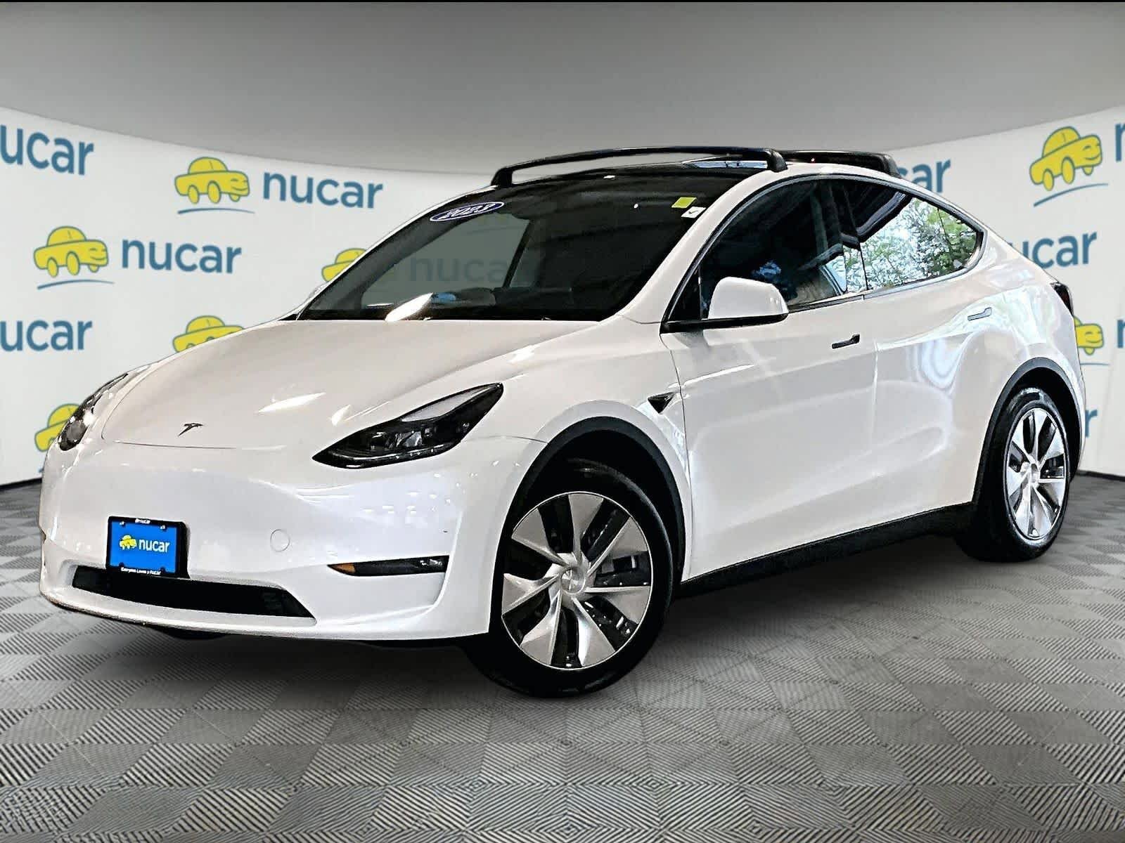 Used 2023 Tesla Model Y AWD image 3