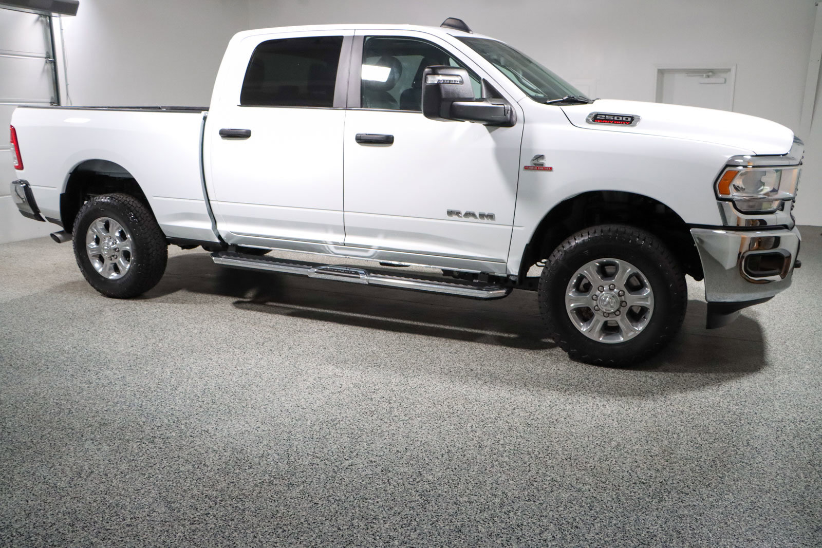 Used 2024 RAM 2500 Big Horn image 6