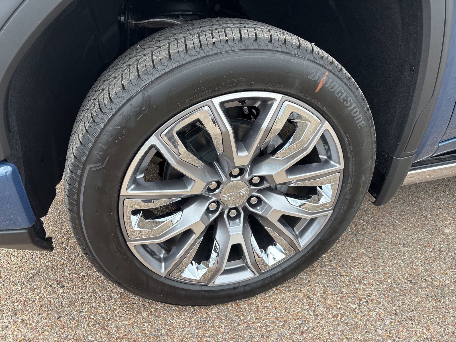 New 2026 GMC Sierra 1500 Denali w/ Denali Reserve Package AWD/4WD image 37