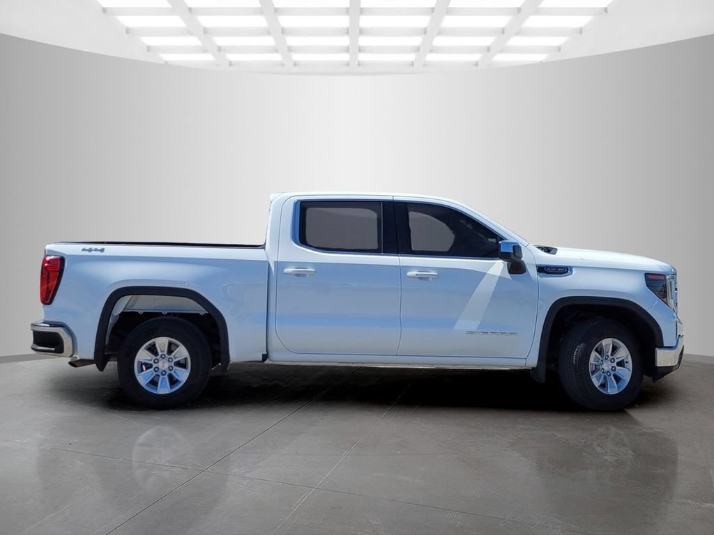 Used 2023 GMC Sierra 1500 SLE AWD/4WD image 3
