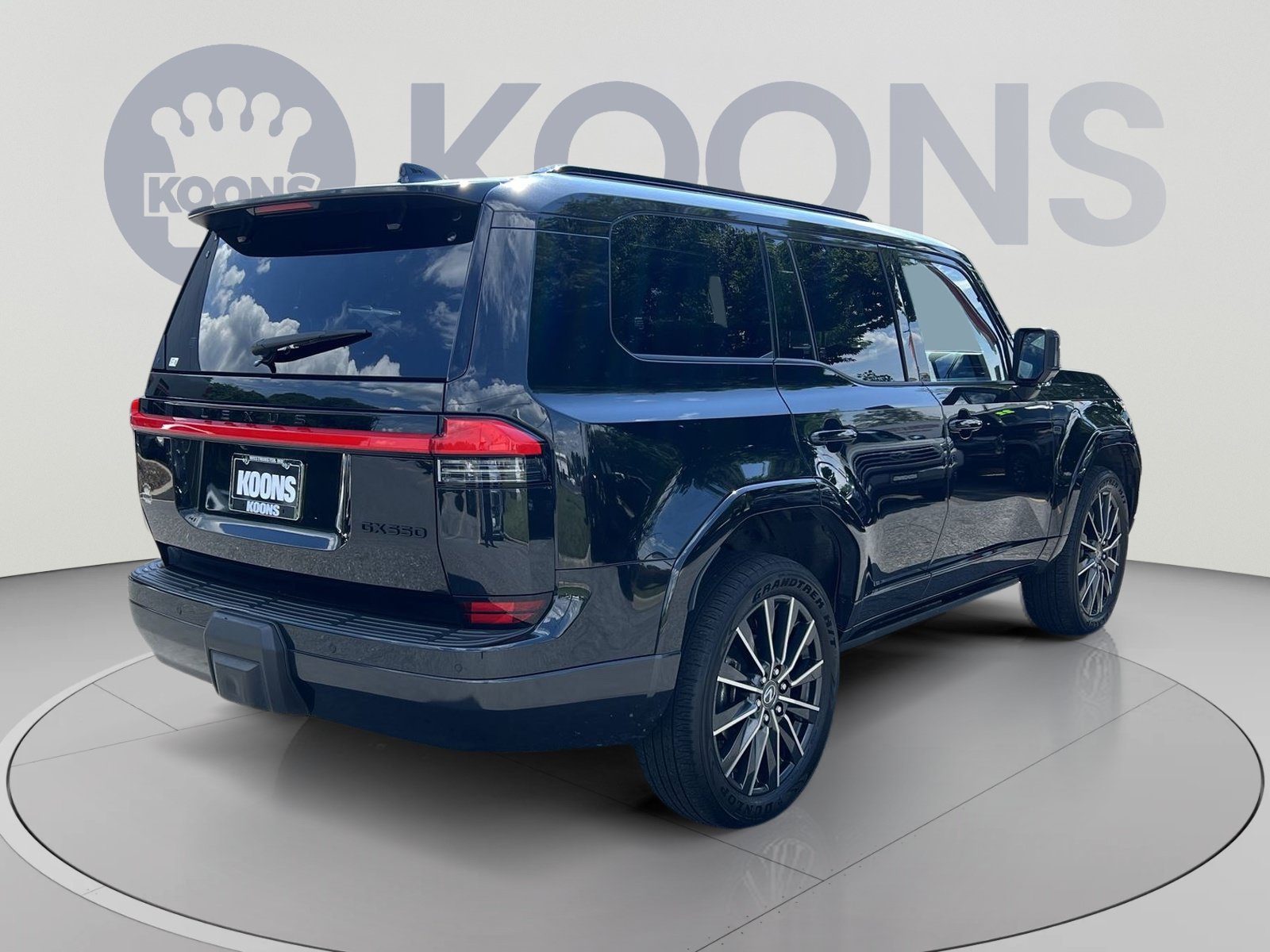 Used 2025 Lexus GX 550 w/ Accessory Package (2T) AWD/4WD image 7