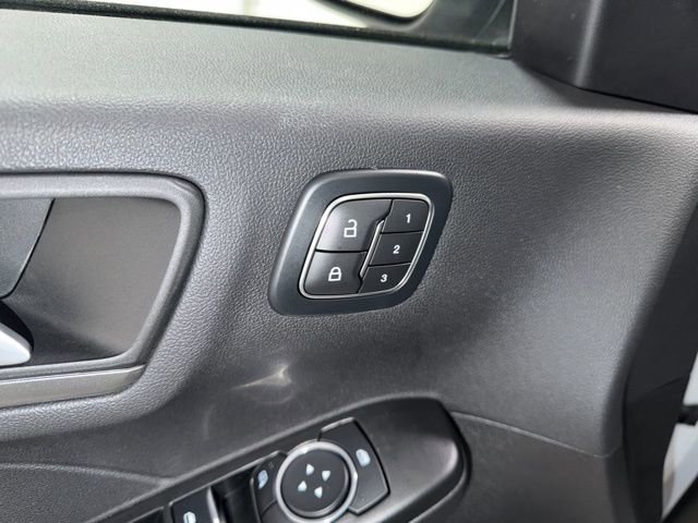 Used 2025 Ford Escape Active w/ Active Premium Tech Pack image 11