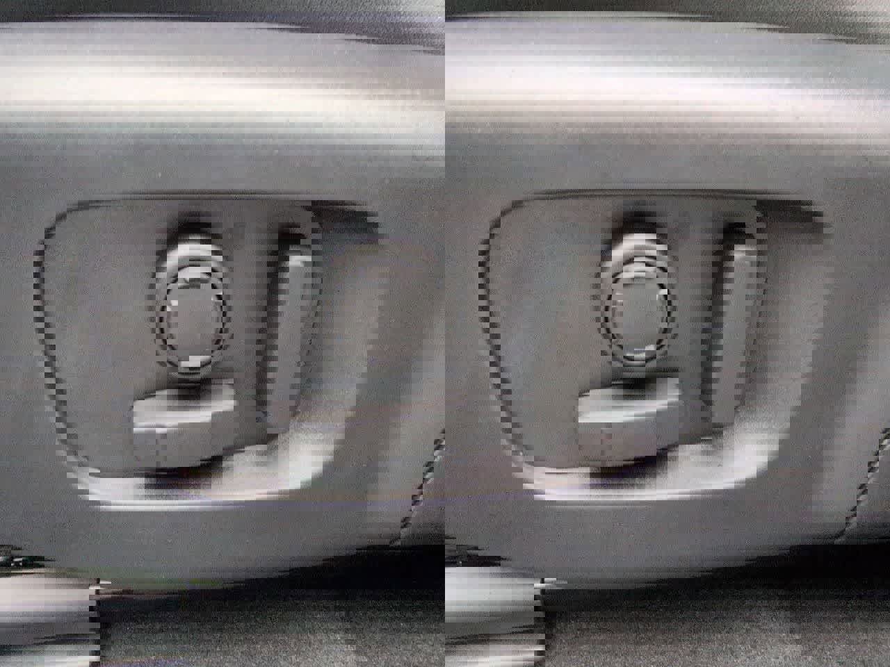 New 2026 Land Rover Range Rover Evoque S image 17