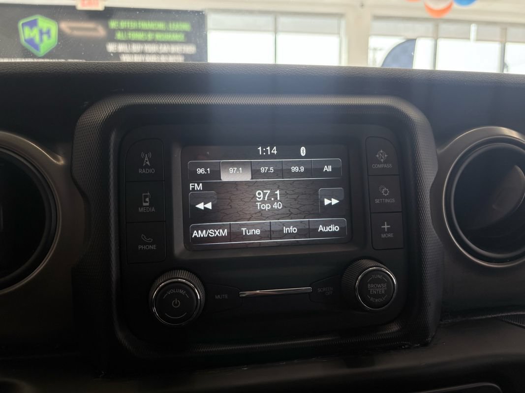 Used 2018 Jeep Wrangler Unlimited Sport S AWD/4WD image 32
