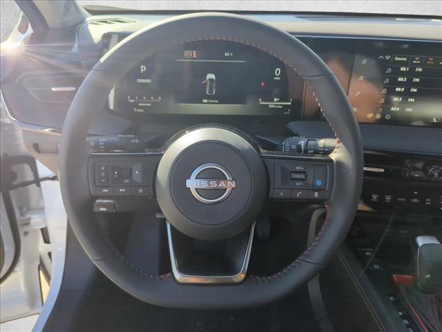 New 2026 Nissan Kicks SR image 17