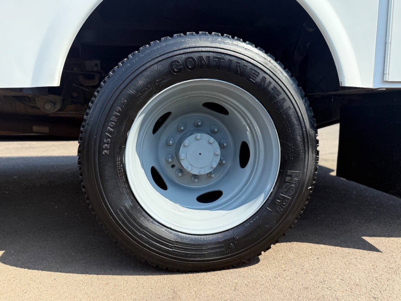 Used 2011 Ford F450 XL w/ PWR Equipment Group AWD/4WD image 30