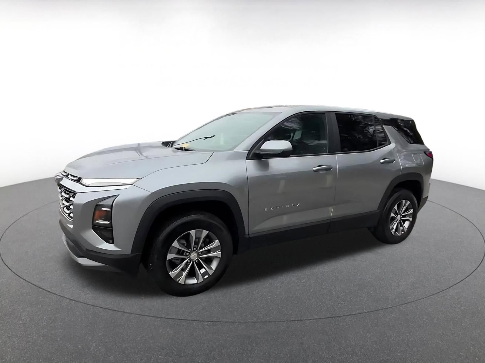 Used 2025 Chevrolet Equinox LT image 8