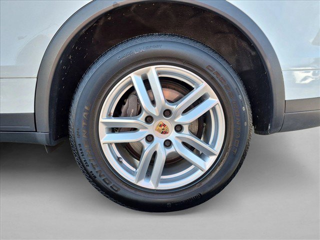 Used 2015 Porsche Cayenne Diesel AWD/4WD image 25