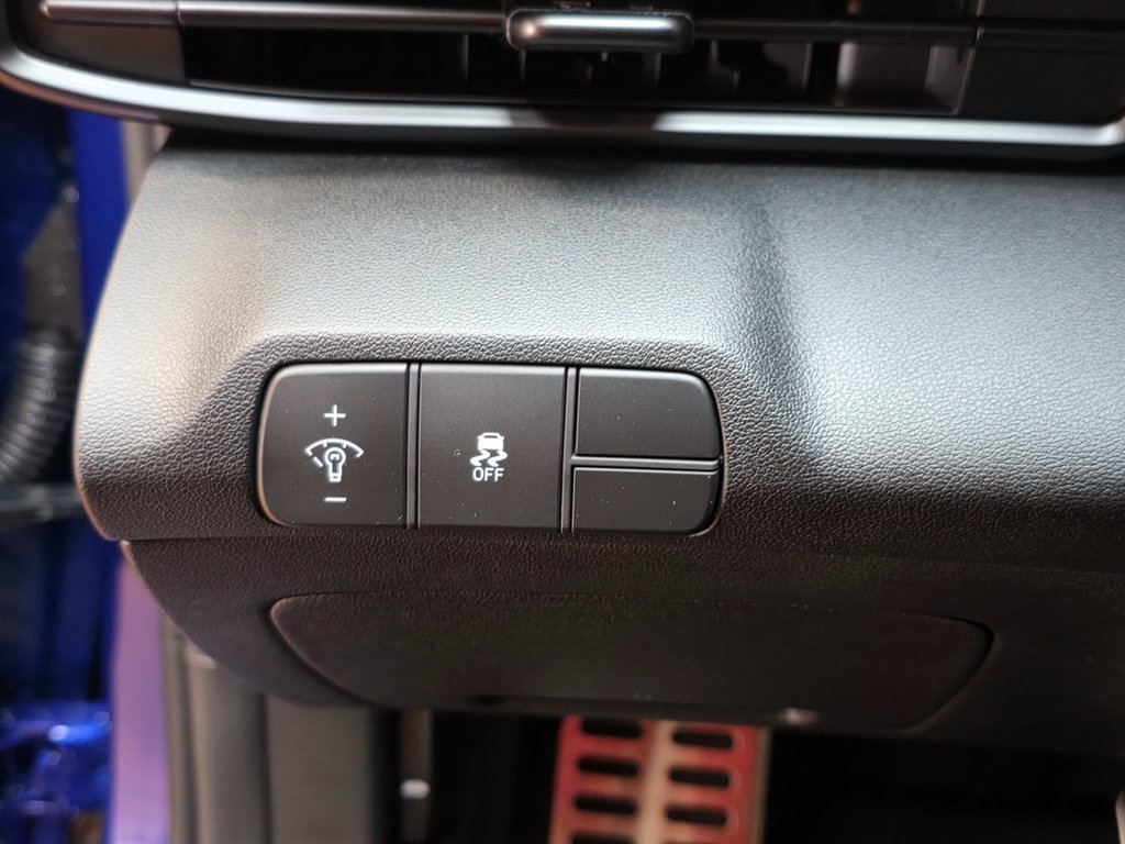 New 2026 Hyundai Elantra Sport w/ Cargo Package image 11