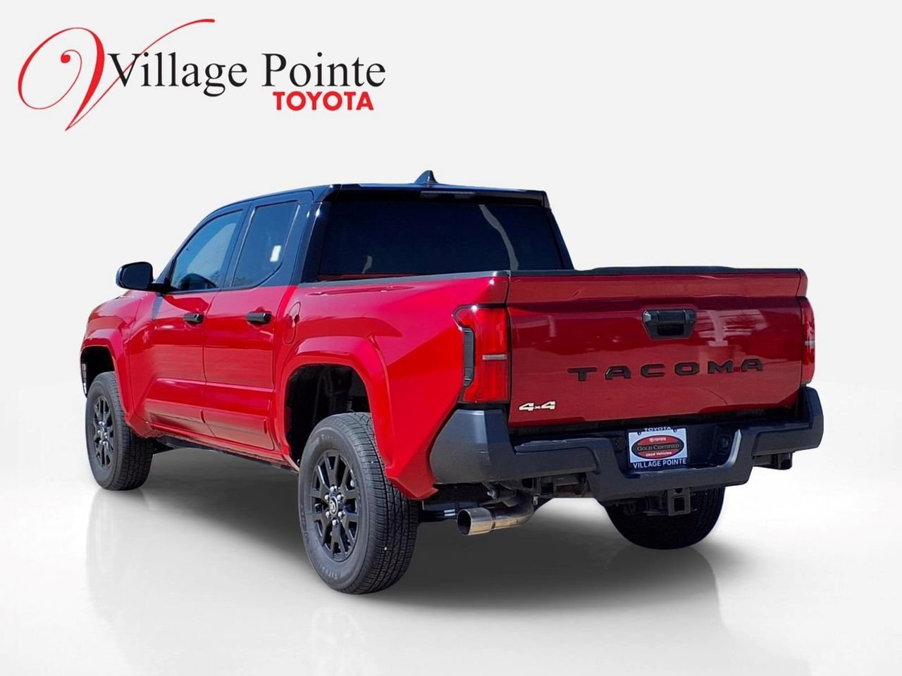 Certified 2025 Toyota Tacoma SR AWD/4WD image 4