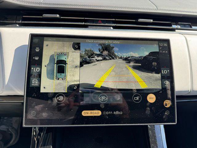 Used 2024 Land Rover Range Rover Sport Dynamic SE image 13