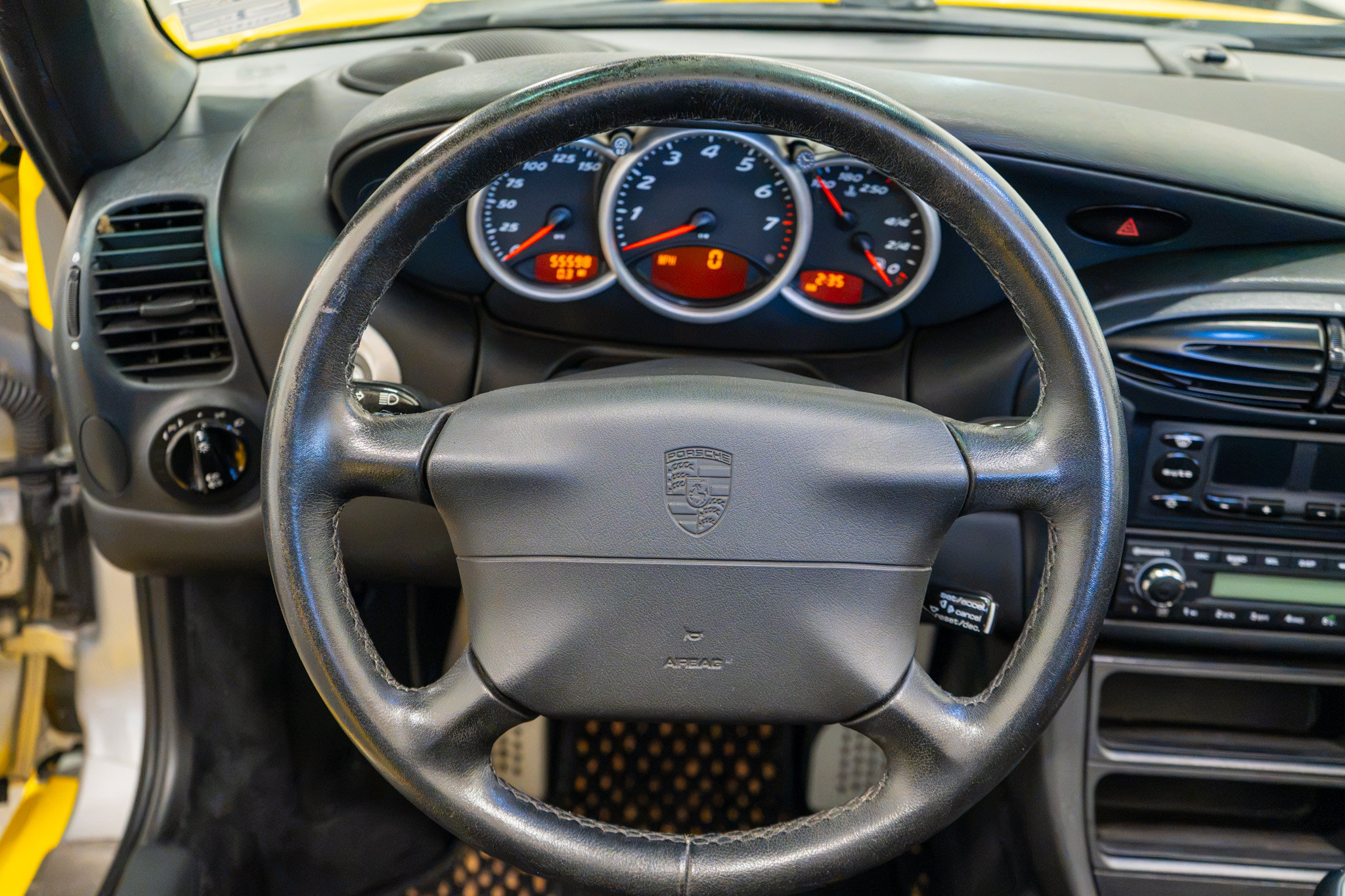 Used 1998 Porsche Boxster RWD image 27