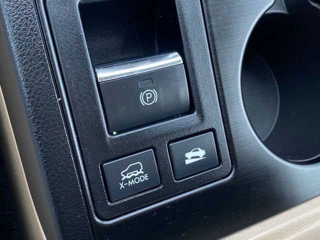 Used 2017 Subaru Outback 2.5i Premium image 18