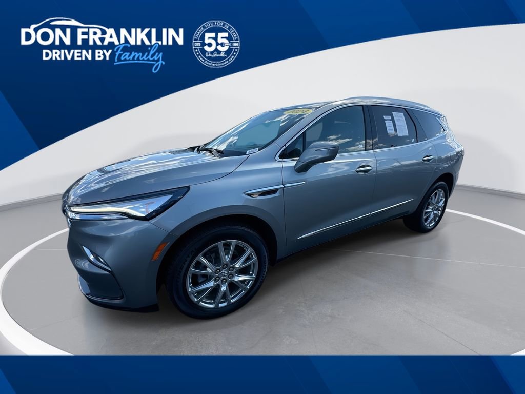Used 2024 Buick Enclave Essence w/ Experience Buick Package AWD/4WD image 1