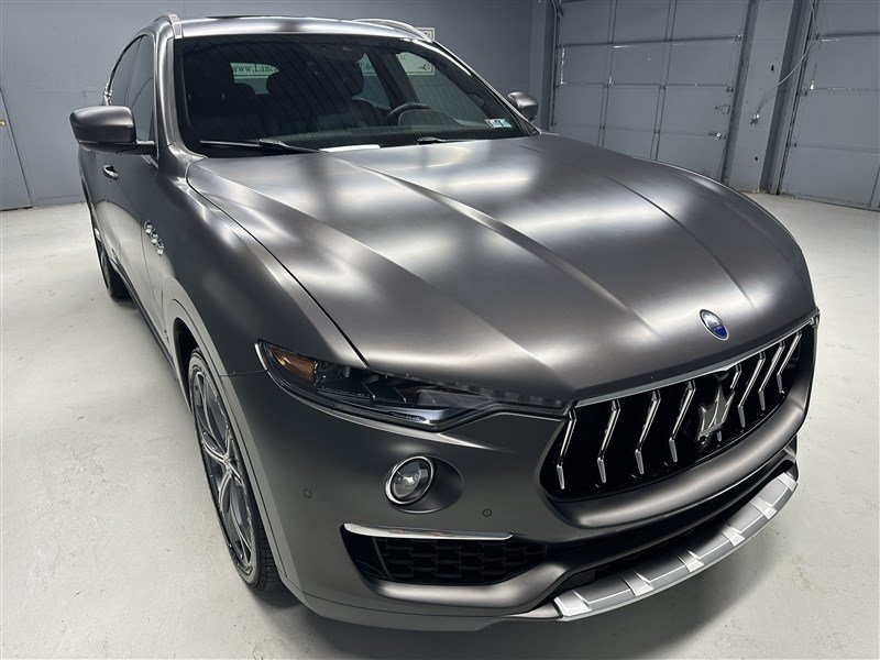 Used 2021 Maserati Levante S GranLusso AWD/4WD image 8