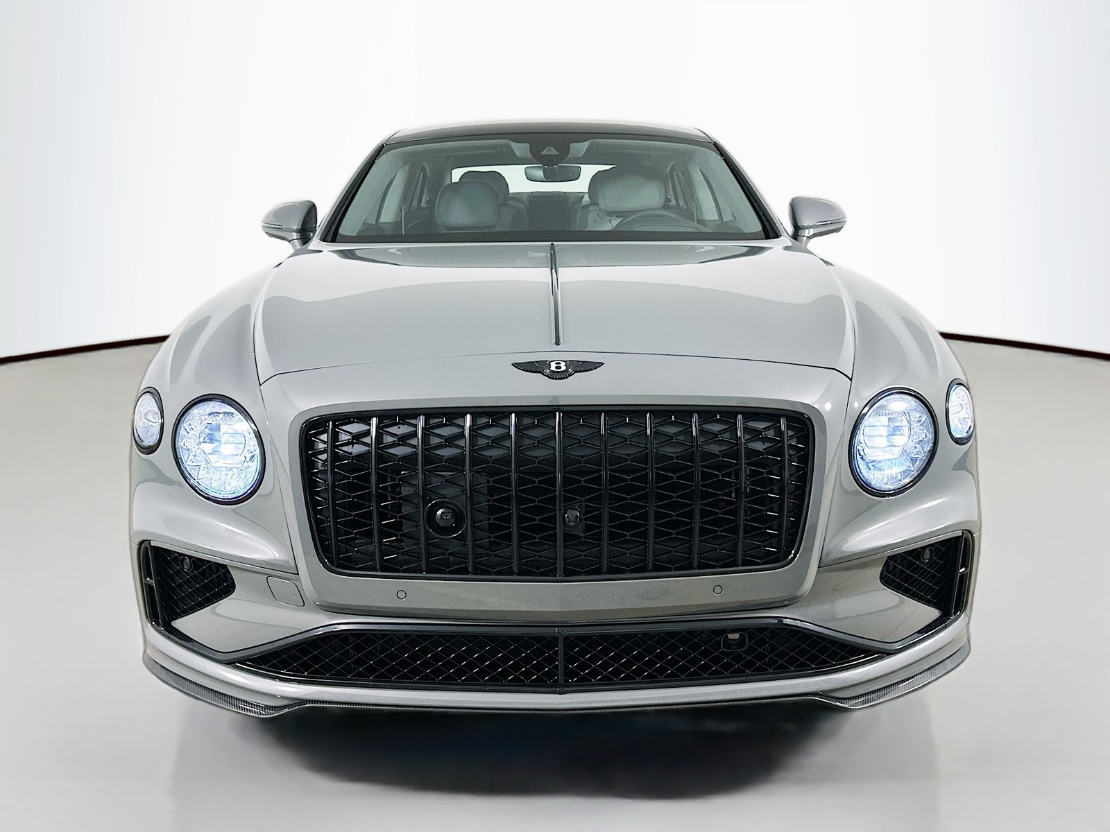 New 2026 Bentley Flying Spur V8 AWD/4WD image 9