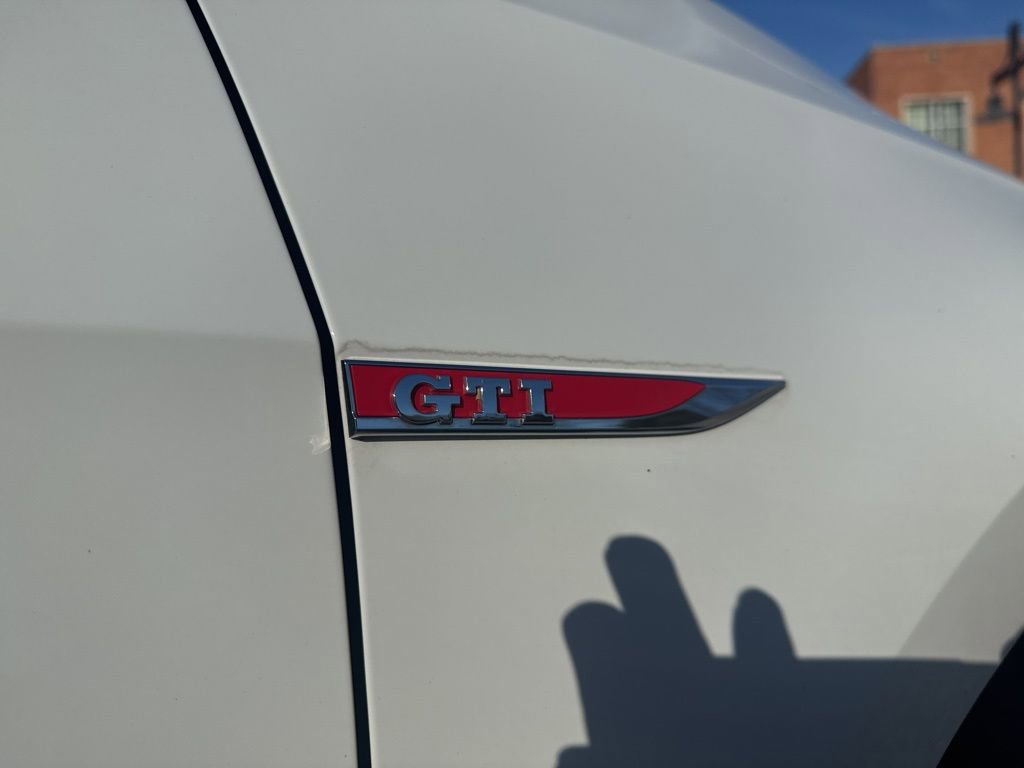 Used 2019 Volkswagen GTI SE image 35