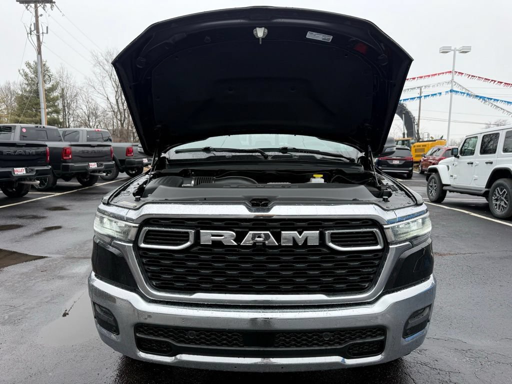New 2026 RAM 1500 Big Horn AWD/4WD image 13