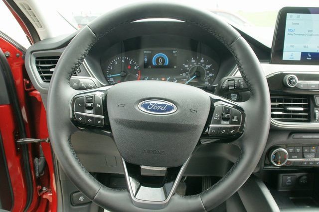 Used 2022 Ford Escape SE w/ Convenience Package image 19