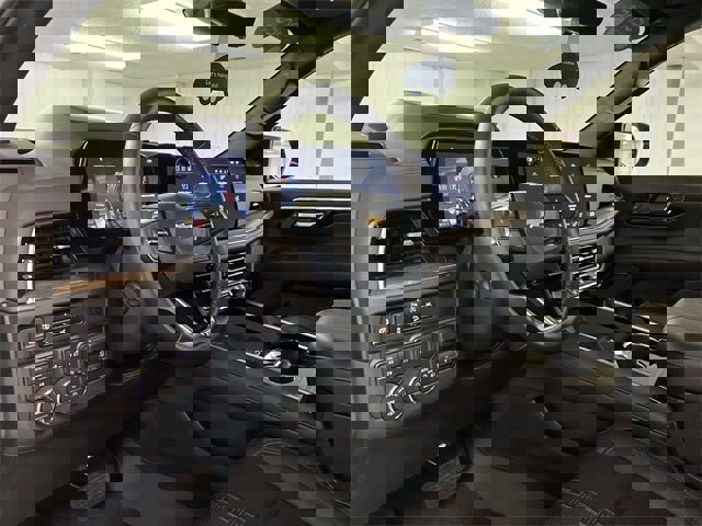 Certified 2025 Chevrolet Suburban High Country image 57