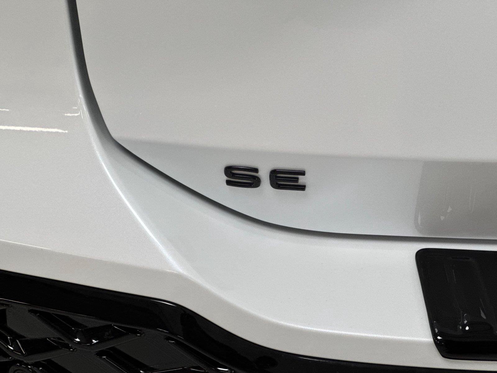 New 2026 Volkswagen Tiguan SE R-Line FWD image 25