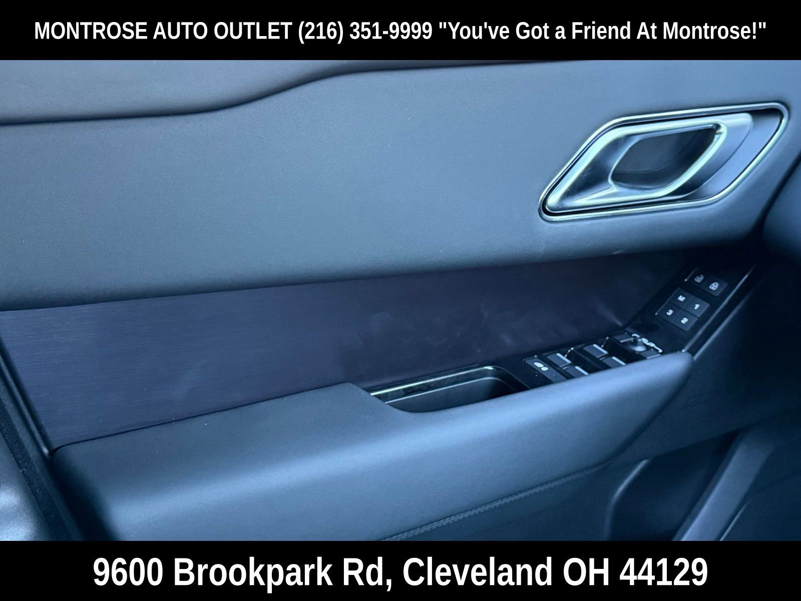 New 2026 Land Rover Range Rover Velar Dynamic SE image 30