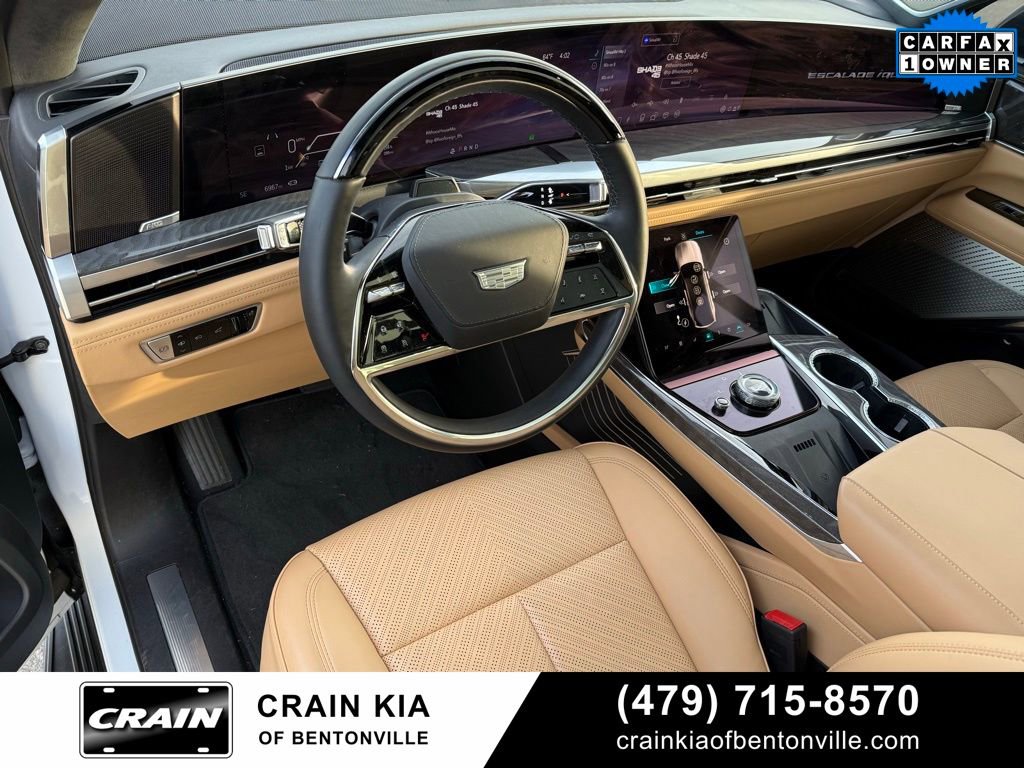 Used 2026 Cadillac Escalade IQL Luxury image 9