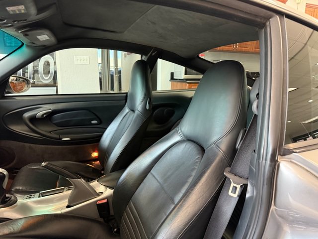 Used 2004 Porsche 911 GT3 RS image 12