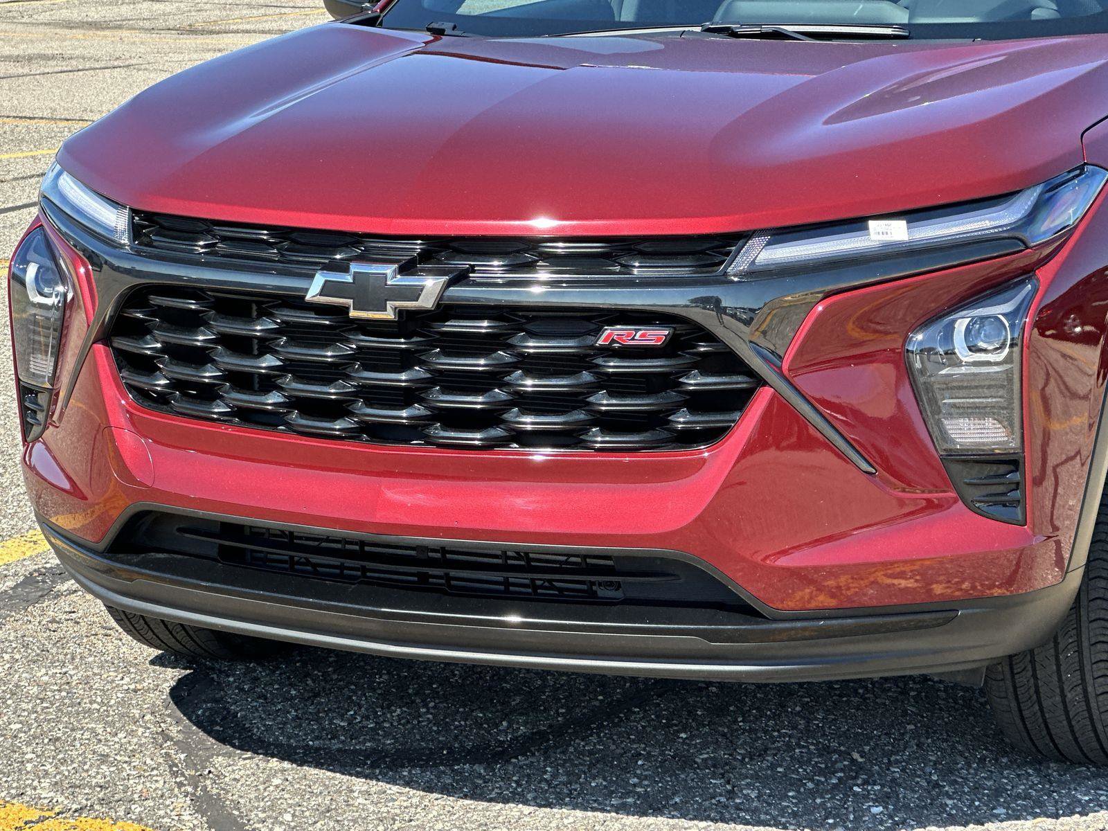 Certified 2024 Chevrolet Trax RS w/ Driver Confidence Package image 29