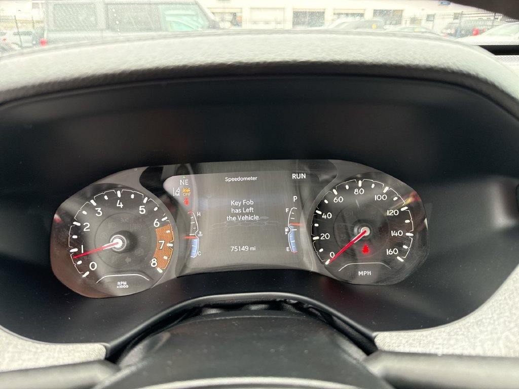 Used 2024 Jeep Compass Latitude AWD/4WD image 16