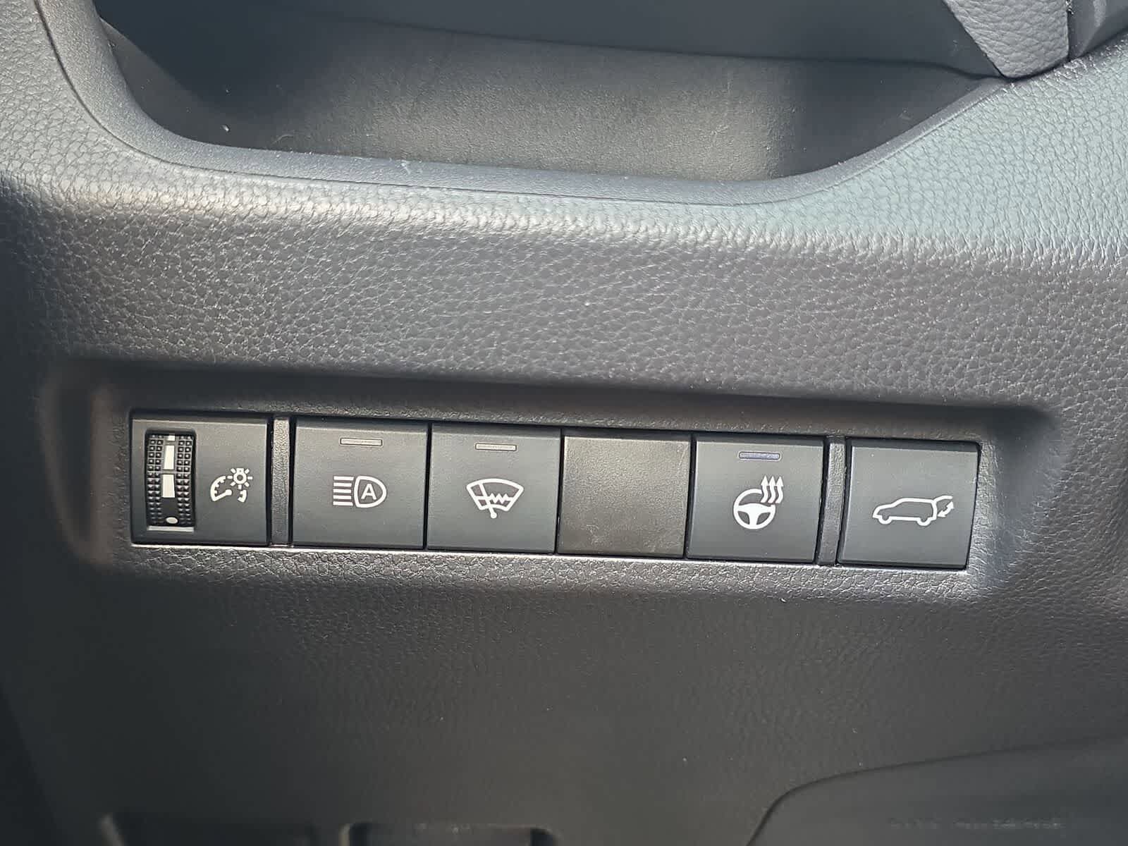Certified 2021 Toyota RAV4 TRD Off-Road w/ TRD Off-Road Weather Package AWD/4WD image 32