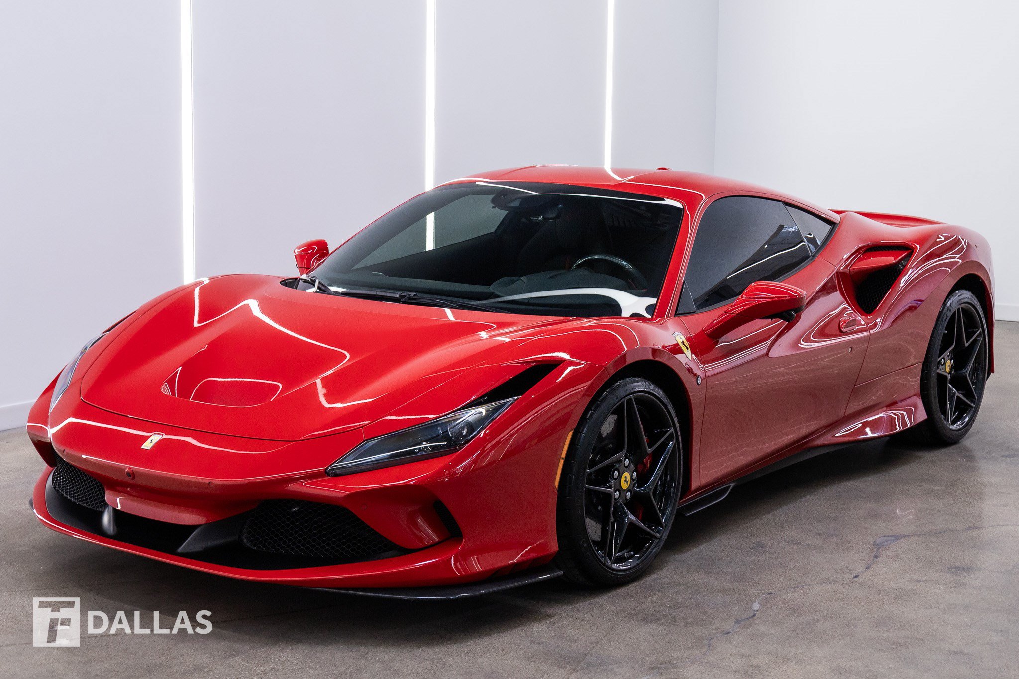 Used 2020 Ferrari F8 Tributo RWD image 6