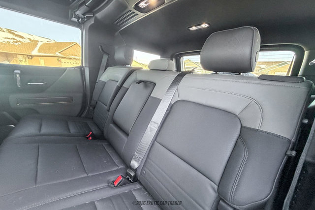 Used 2025 GMC Hummer EV 2X image 37