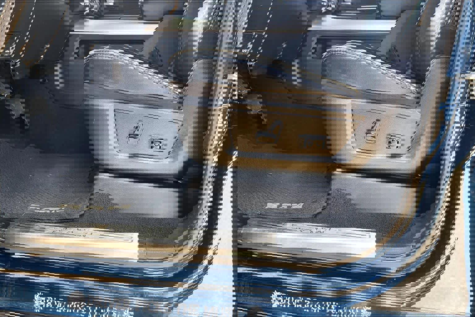 Used 2019 RAM 2500 Laramie image 36