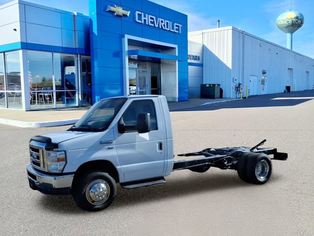 Used 2012 Ford E-450 and Econoline 450 Super Duty image 8