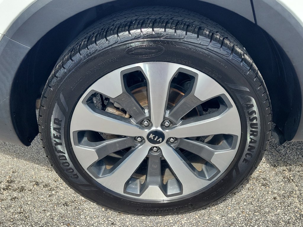 Used 2020 Kia Telluride S w/ S 8 Passenger Seating Package FWD image 5