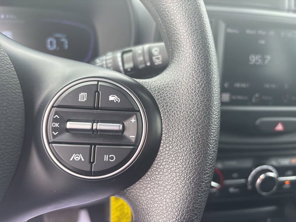 Used 2025 Kia Soul LX w/ LX Technology Package image 15