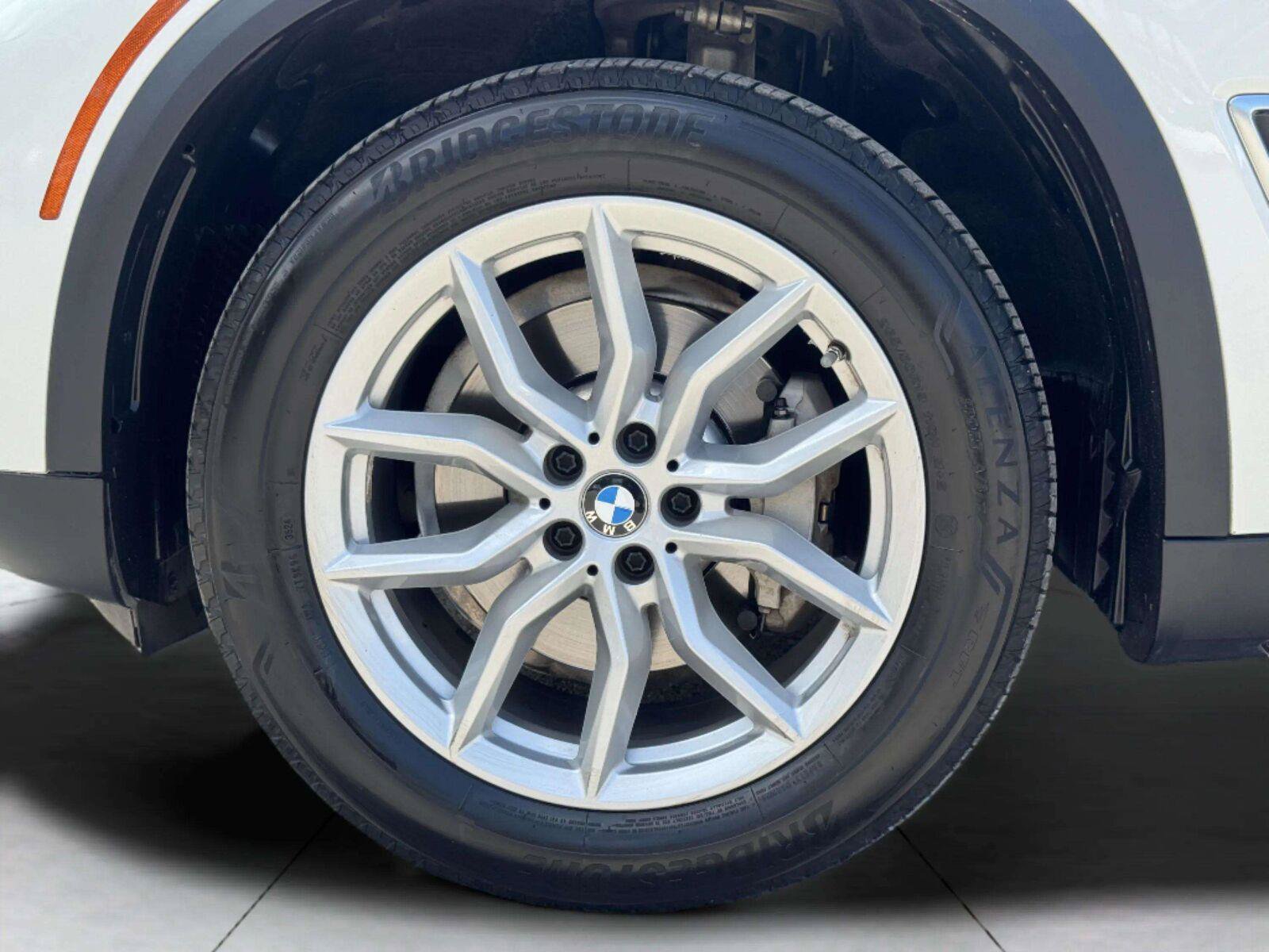 Used 2022 BMW X5 xDrive40i w/ Premium Package AWD/4WD image 76