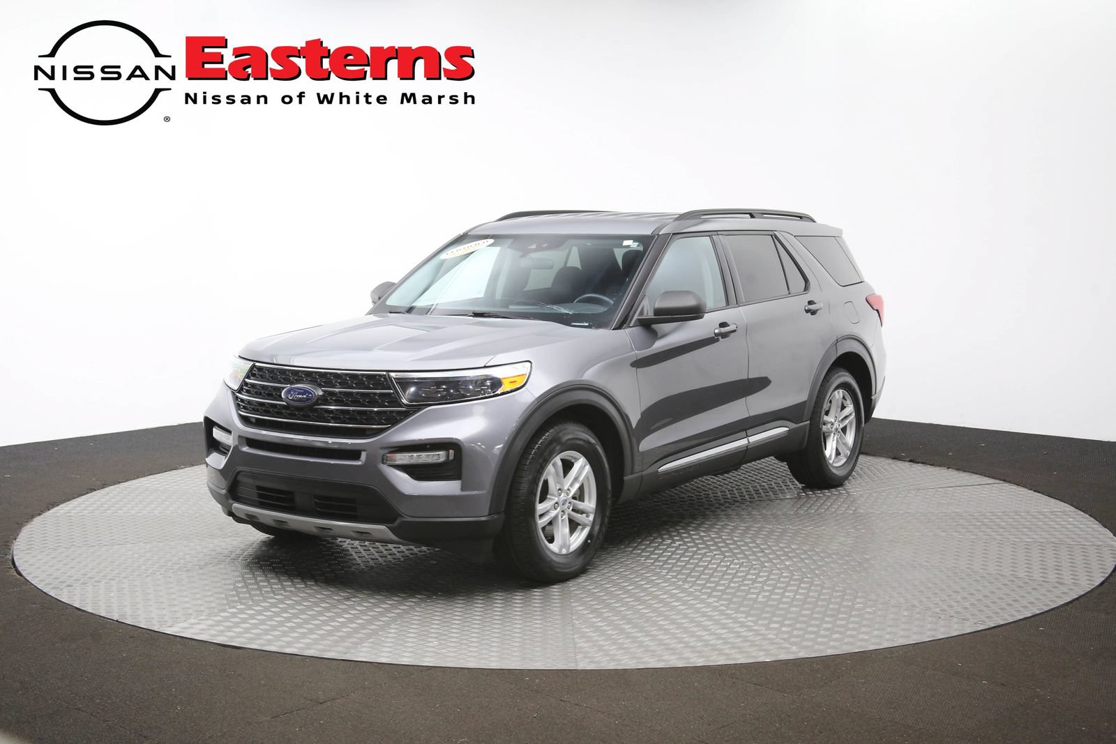 Used 2023 Ford Explorer XLT w/ Equipment Group 202A RWD image 55