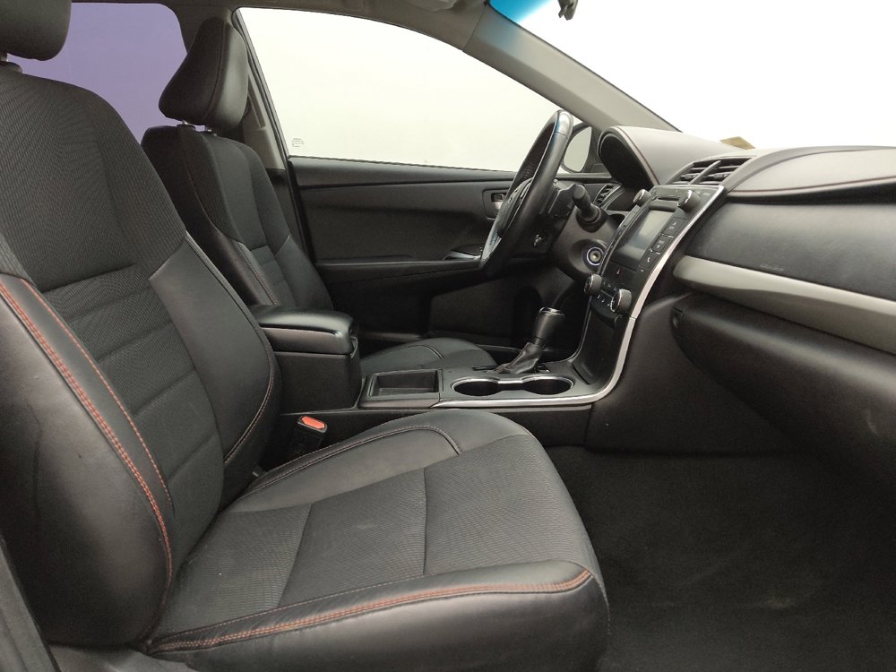 Used 2017 Toyota Camry SE FWD image 21