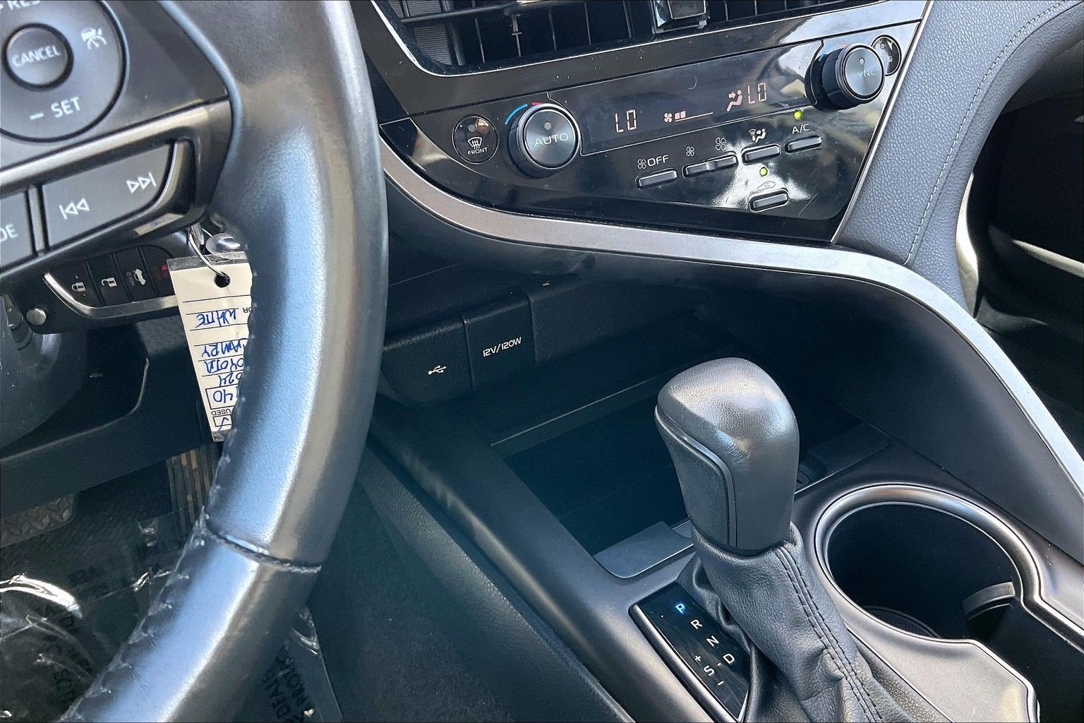 Used 2024 Toyota Camry SE FWD image 38